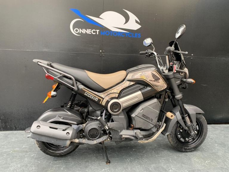 HONDA NAVI 110 CAMO PADDOCK/PIT BIKE LOW MILEAGE HPI CLEAR