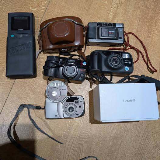5 Vintage 35mm Cameras + Pocket TV & Lensball Spares / Repair