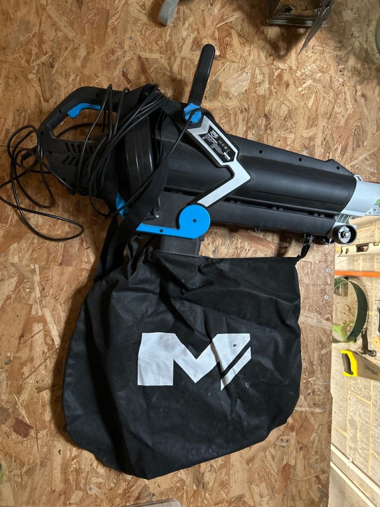 Leaf blower and Sucker
