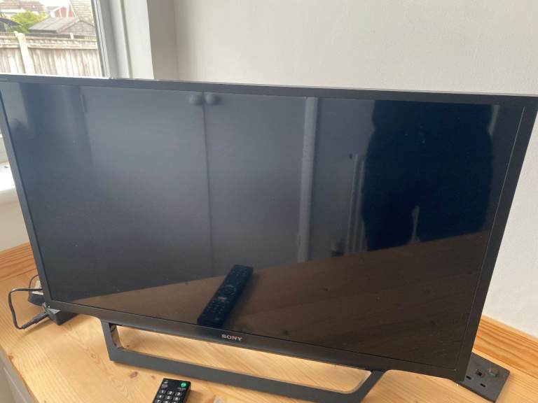 Sony Bravia 32 inch smart TV