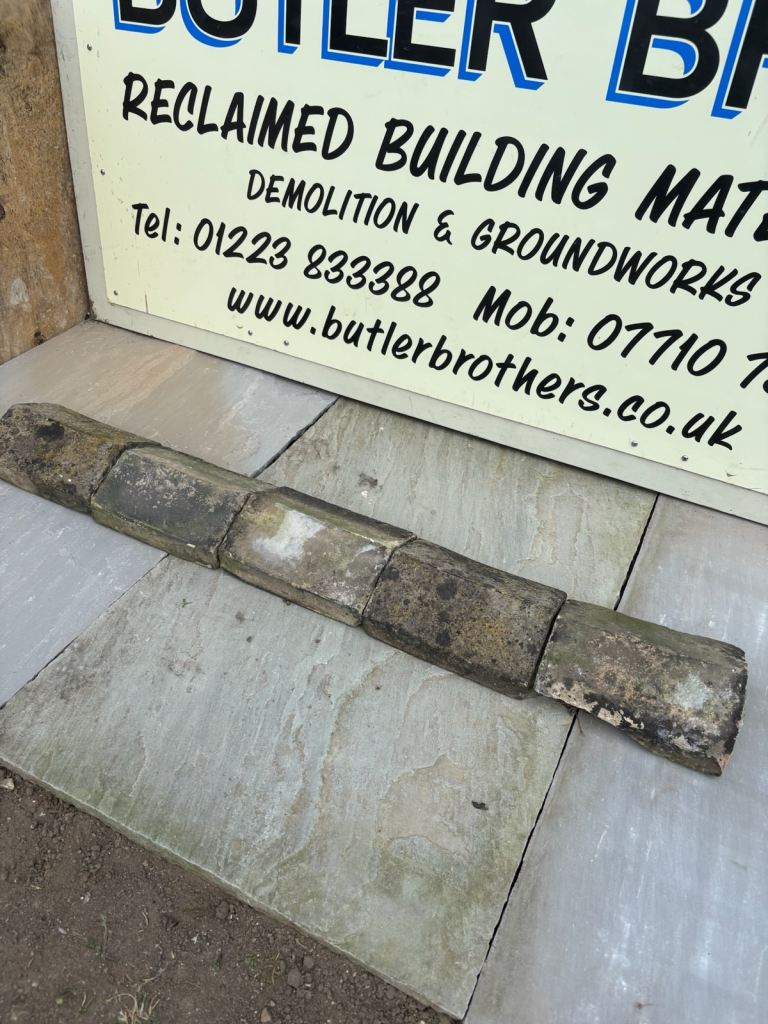 RECLAIMED Apex Coping piece / stone / brick