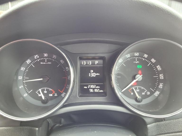 2011 Skoda Superb 2.0 TDI S DSG Euro 5 5dr ESTATE Diesel Automatic