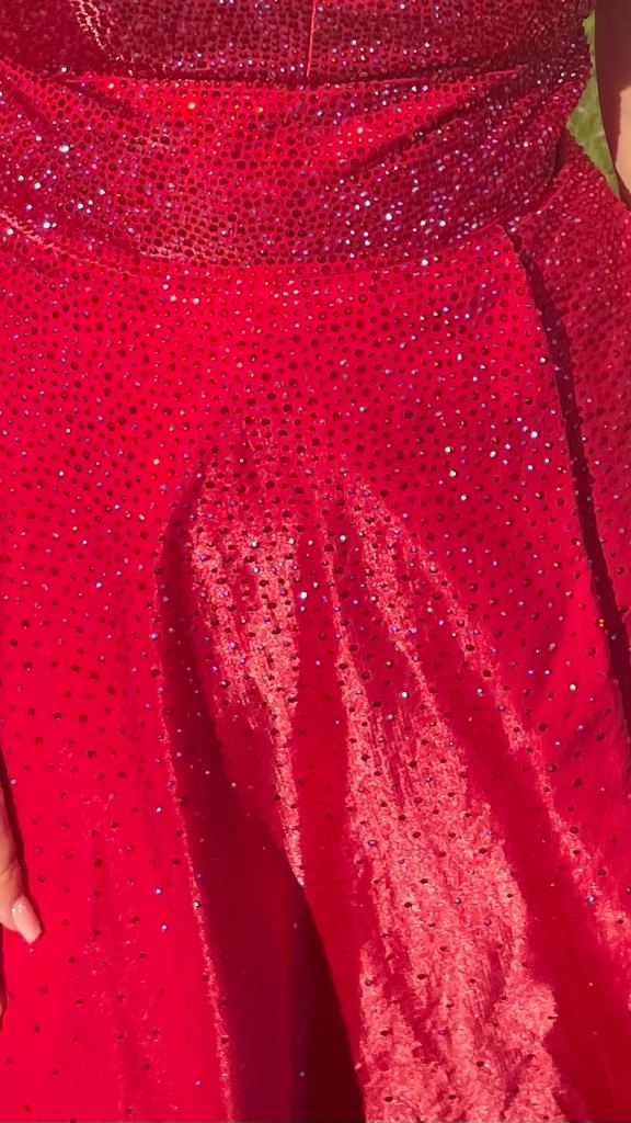 Prom dress red