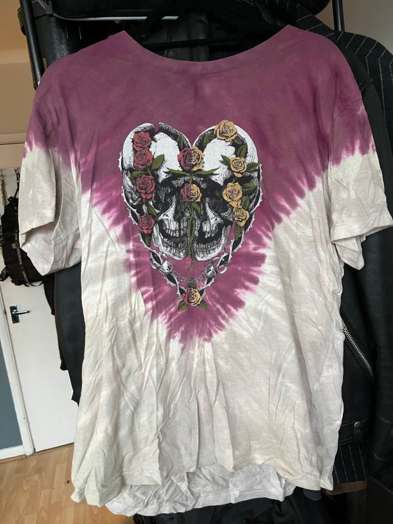 All Saints Skull Flowers Graphic T-Shirt Pink #GotStuffGetCash