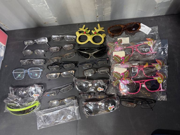 🕶️ SUNGLASSES & FASHION GLASSES CLEARANCE 🕶️
