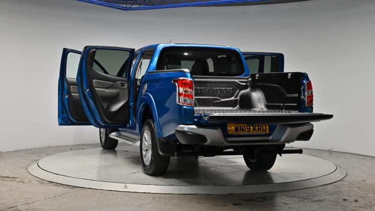 2019 Mitsubishi L200 2.4 DI-D DC Barbarian 4WD Euro 6 4dr PICK UP Diesel Manual