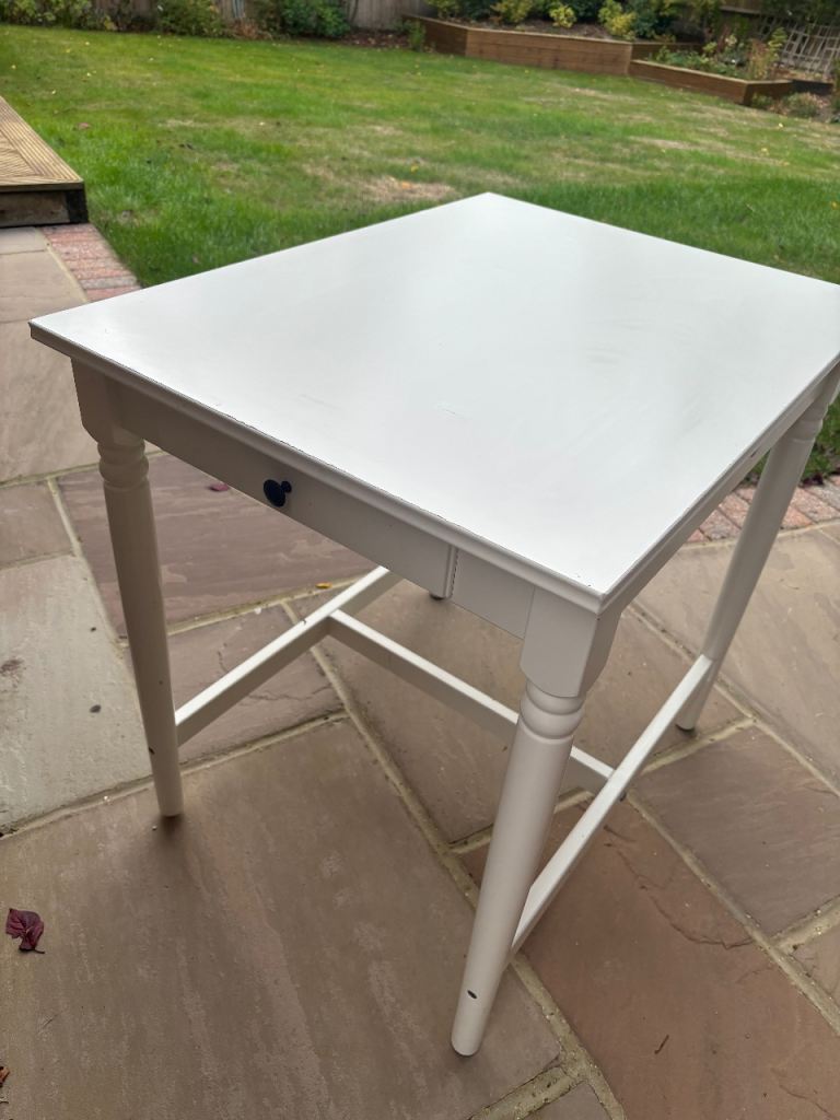 White Wooden Dining Table with Drawer – Good Condition