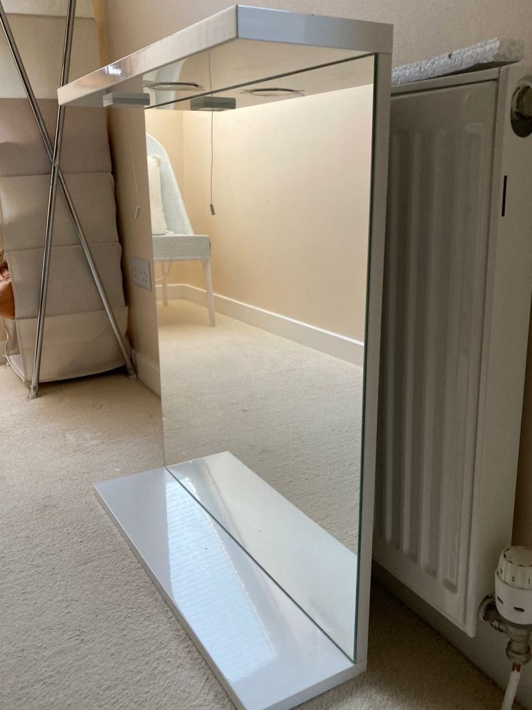 NEW White gloss mirror with light. Still in box. 