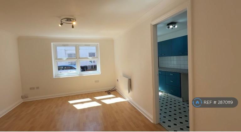 2 bedroom flat in St Johns Court, Grantham, NG31 (2 bed) (#2870119)