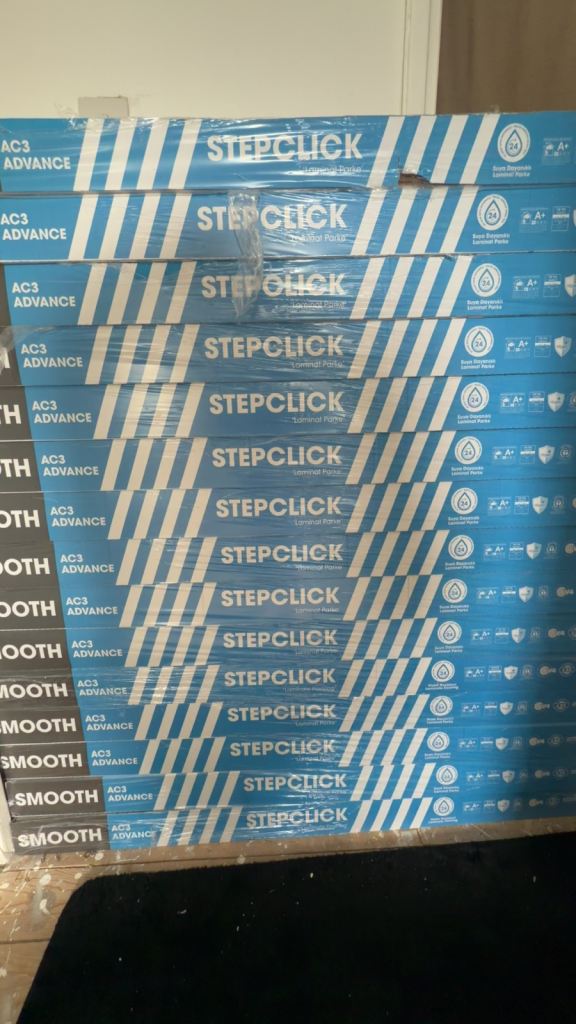 42.74M2 STEPCLICK AC3 Advance Laminate Flooring – Grey, New £350ono