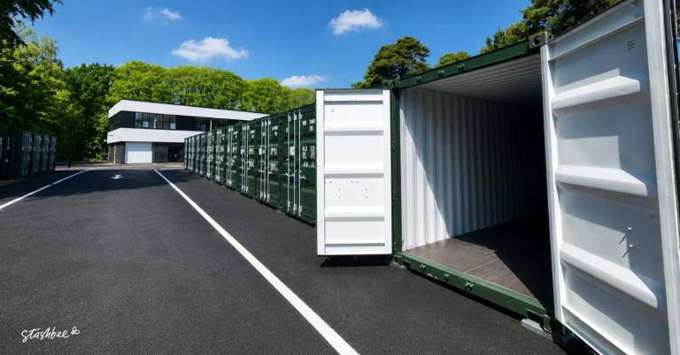 Shipping Container to rent in Chichester (PO18) | Stashbee