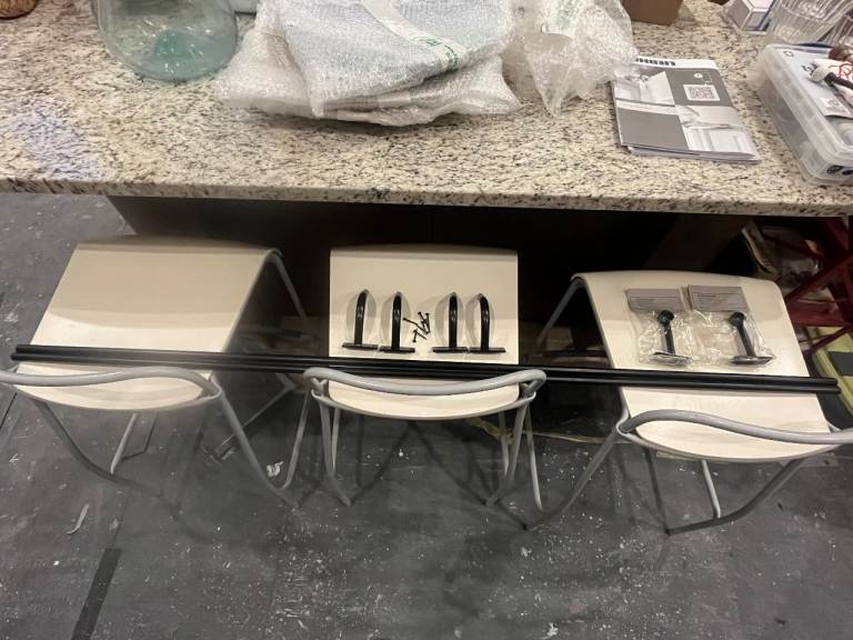 CARAVAN Ida curtain rods and brackets for 2 windows