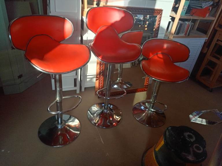 Red bar stools 