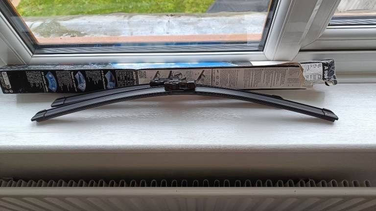 Bosch A980S BMW Skoda VW brand new front wiper set