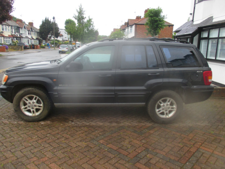 JEEP GRAND CHEROKEE 4,7 cc    WJ ,  for breaking. yrs 99-04