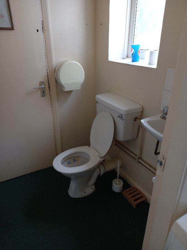 **COMING SOON**1 BEDROOM FLAT 4**SOME BILLS INCLUDED**350-352 WATERLOO ROAD**HANLEY**