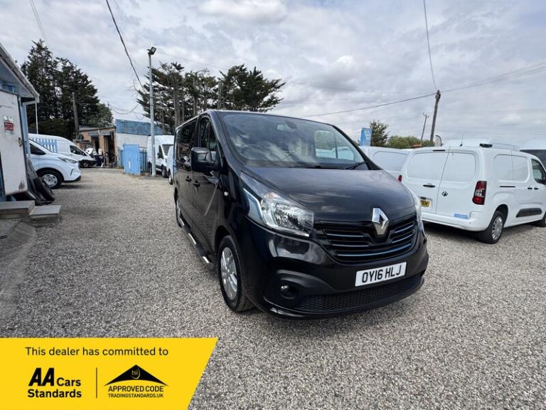 Renault Trafic SL27 SPORT DCI S/R P/V WHEELCHAIR ACCESS CONVERSION AIR CON FRONT
