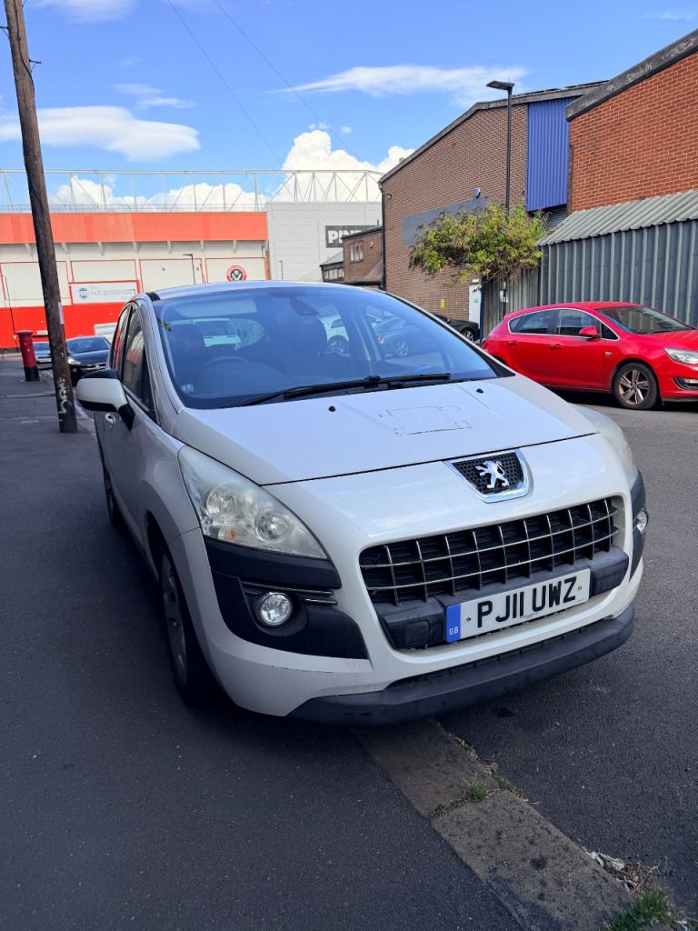 Peugeot 3008 1.6c