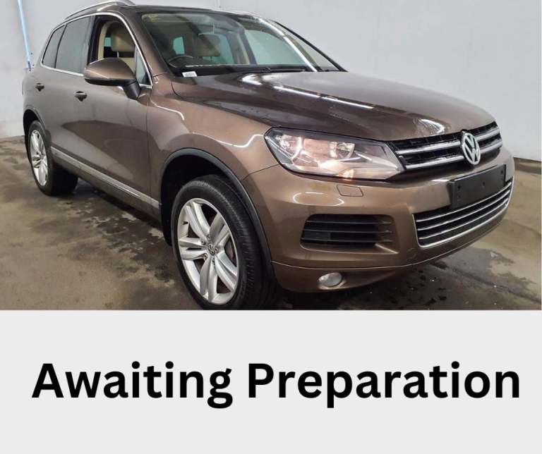 2012 Volkswagen Touareg 3.0 TDI V6 BlueMotion Tech SE SUV 5dr Diesel Tiptronic