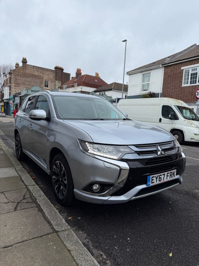 Mitsubishi, OUTLANDER, Estate, 2017, Other, 1998 (cc), 5 doors