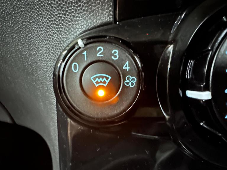 2016 Ford Fiesta 1.0 EcoBoost Zetec 5dr HATCHBACK Petrol Manual