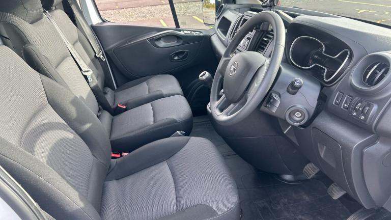 2021 Nissan NV300 30 L2 Diesel 2.0 dCi 120ps H1 Acenta Van Van Diesel Manual