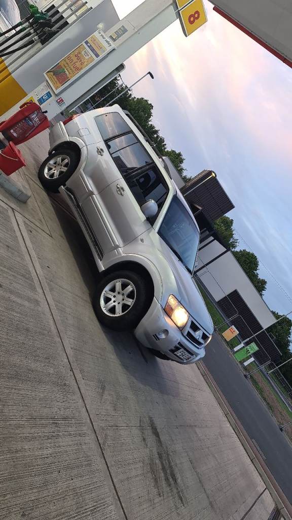 MITSUBISHI SHOGAN WARRIOR AUTOMATIC