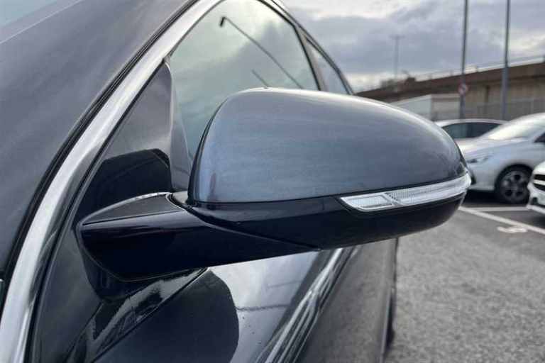 2017 Kia Niro 1.6 GDi Hybrid 3 5dr DCT ESTATE PETROL/ELECTRIC Automatic