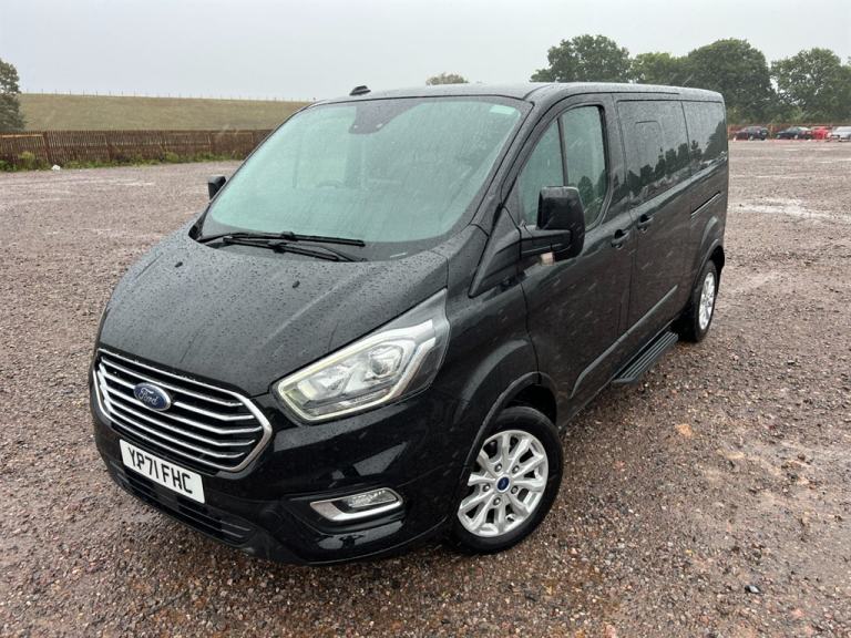 2021 Ford Tourneo Custom 320 TITANIUM ECOBLUE 9 SEATER Minibus Diesel/Ele Manual