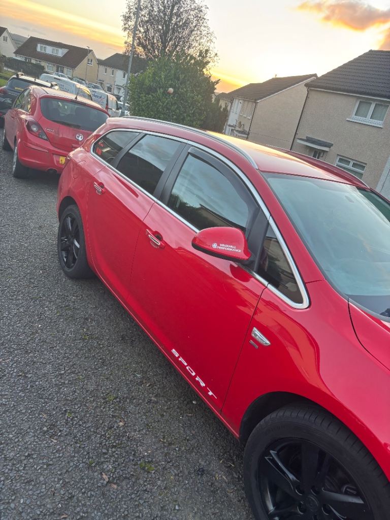 Vauxhall, ASTRA, Estate, 2013, Other, 1956 (cc), 5 doors