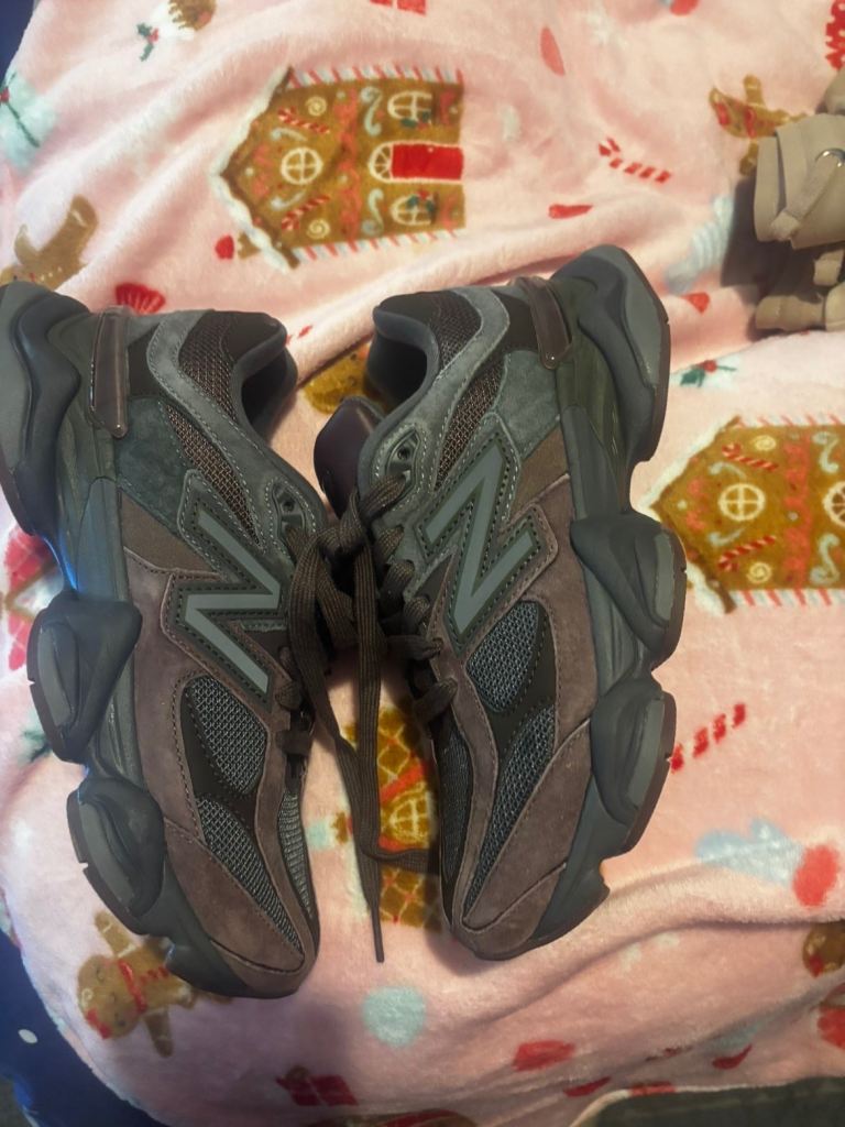 New Balance size 6 