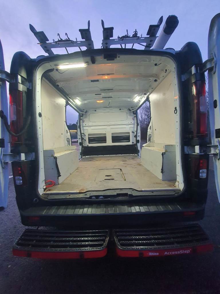 Vauxhall, VIVARO, Panel Van, 2016, Manual, 1598 (cc)