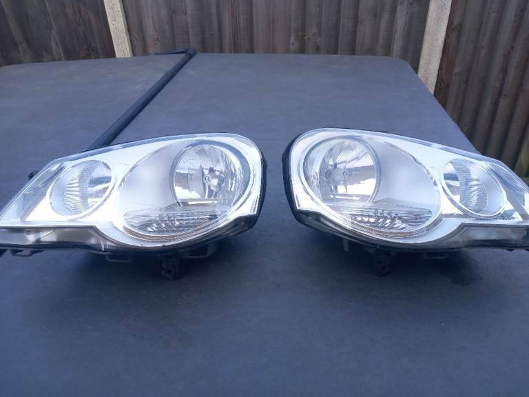VW Polo Hella headlamps 2005-2009