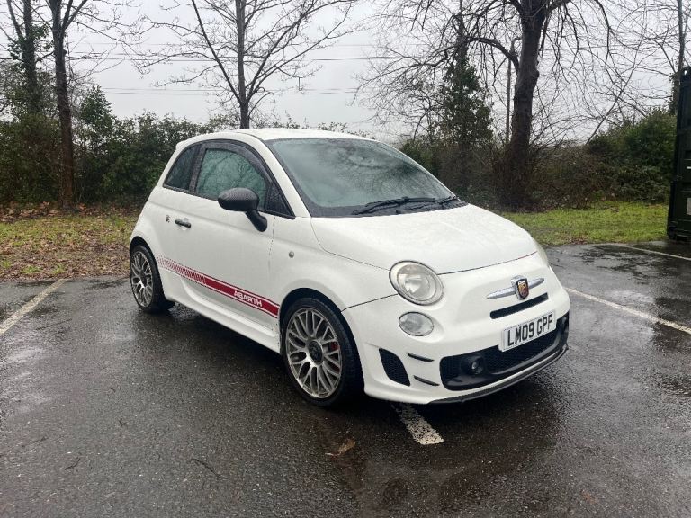 Abarth 500 with FULL SERVICE HISTORY