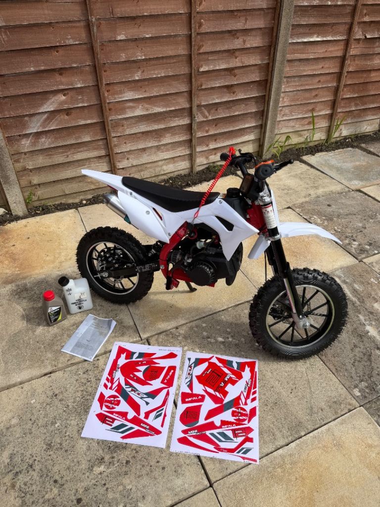 Children’s 49cc 2 stroke petrol bike 