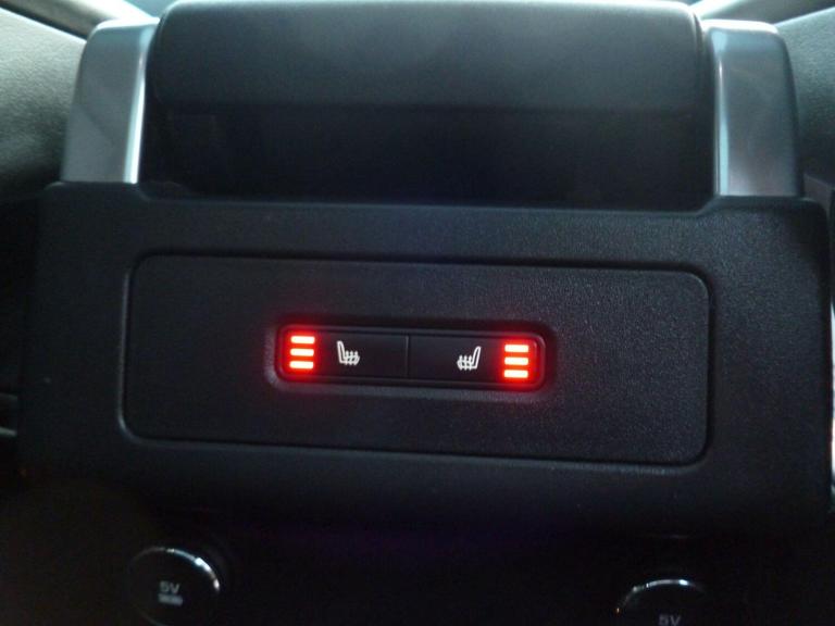 2019 Land Rover Discovery 3.0 SD V6 HSE Auto 4WD Euro 6 (s/s) 5dr ESTATE Diesel Automatic