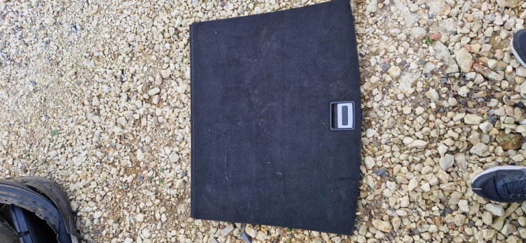 Toyota Avensis 09-15 MK3 T27 Estate Boot Floor Black Cover Trim 58401-05030-C3