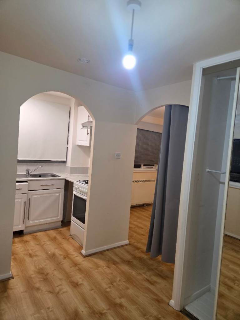 Wonderful One Bedroom flat for rent  in London (Enflied area) , Water and Council tax inclusive