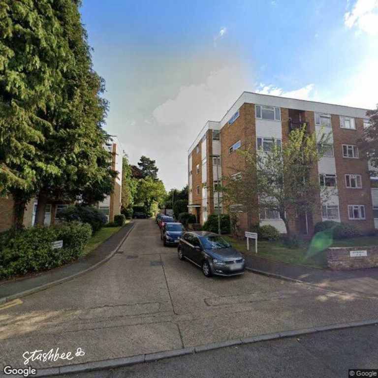 Garage to rent in Kingston Upon Thames (KT1) | Stashbee