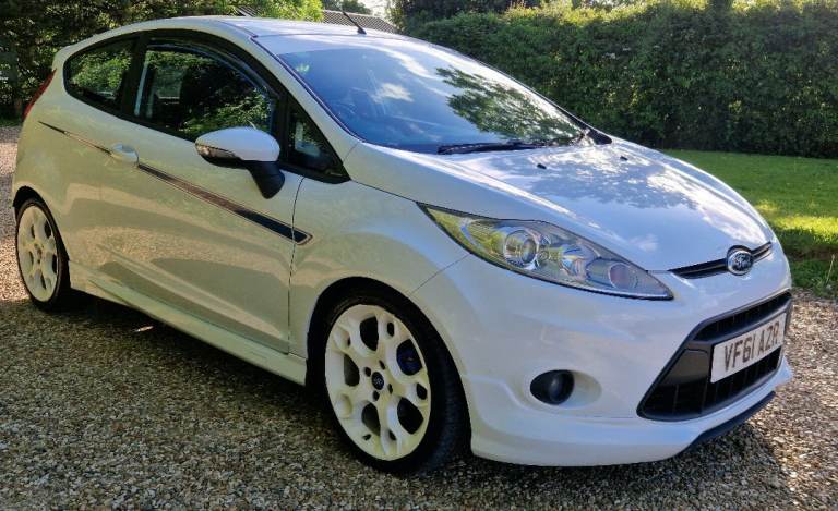 Ford, FIESTA, 1600s, 2011, Manual,  ltd edt