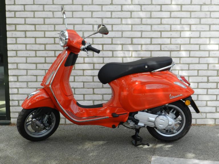 Piaggio Vespa Primavera 50  