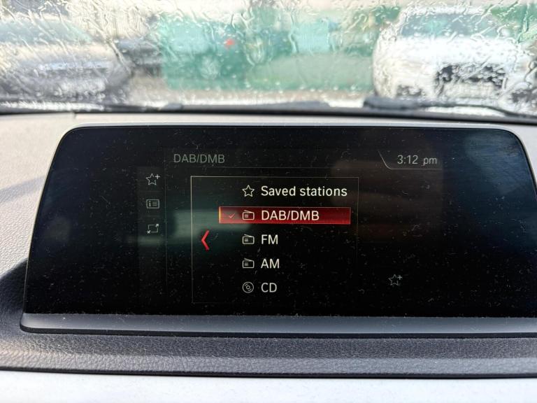 2017 BMW 1 Series 116d SE Business 5dr [Nav/Servotronic] HATCHBACK DIESEL Manual