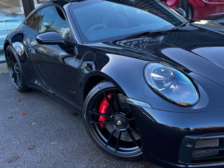 2024 Porsche 911 GTS 2dr PDK COUPE PETROL Automatic