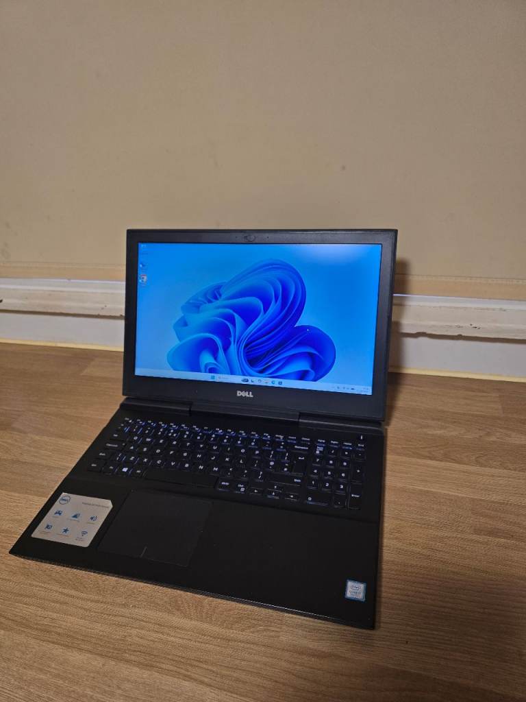 Dell inspirion gaming laptop i7 16gb ram 128gb ssd +1tb hdd extra storage 