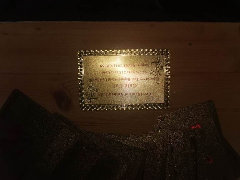 Gold cards 
