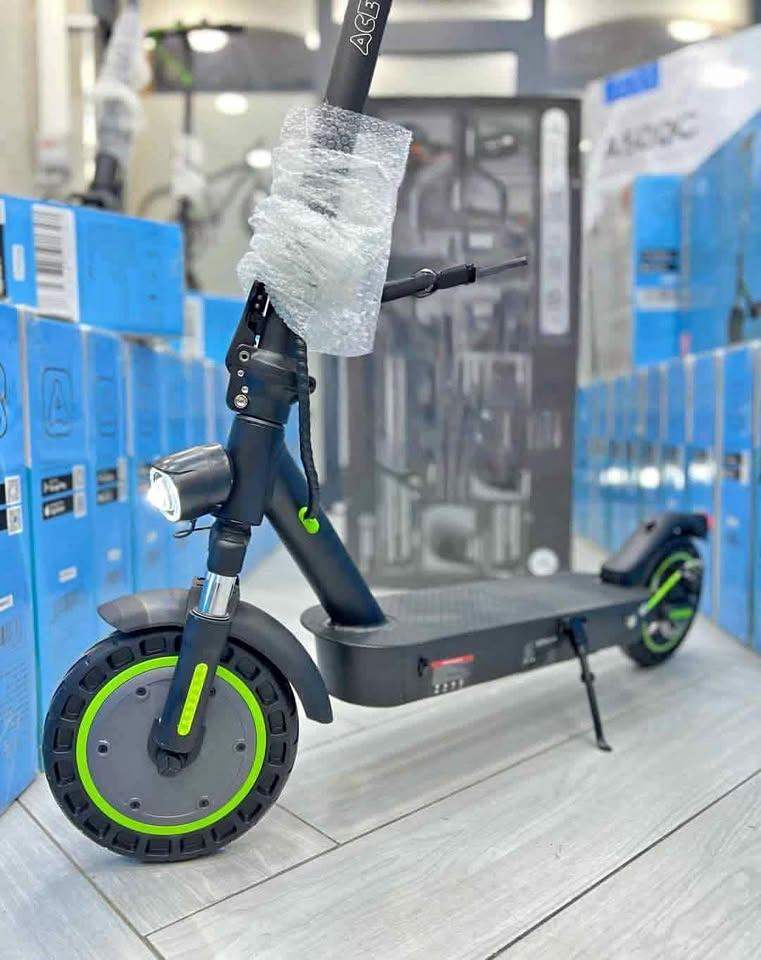 35km/h speed fast Go ! Brand New Electric Scooter M365 Pro ES80 at the Best Price!