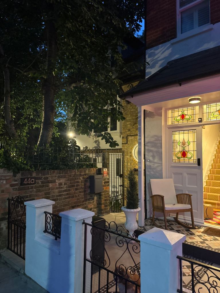 Three storey house share with private ground floor and garden