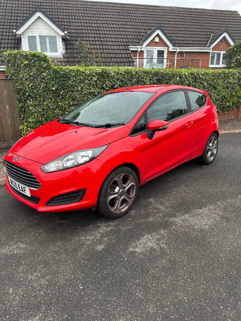 Ford, FIESTA, Hatchback, 2015, Manual, 1241 (cc), 3 doors