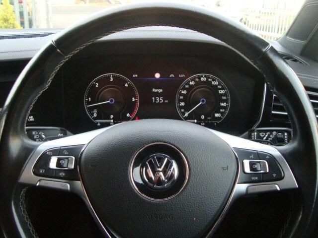 2019 Volkswagen Touareg 3.0 V6 TDI 4Motion R-Line Tech 5dr Tip Auto ESTATE Diesel Automatic