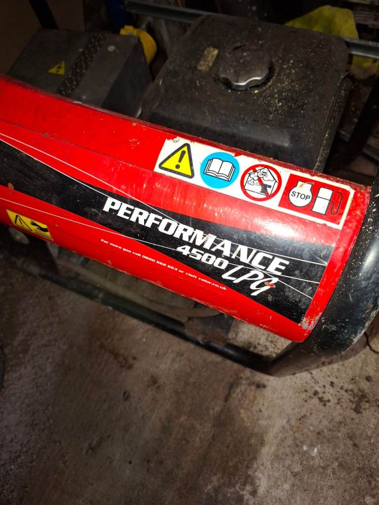 Performance 4500 LP Generator – Red, Fair Condition
